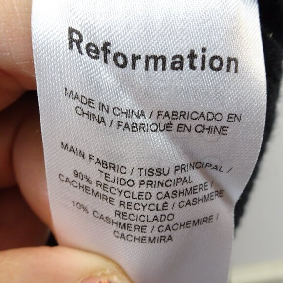 Reformation Cashmere Sweetheart Neck Long Sleeve Sweater Black Size XL Ribbed - Picture 3 of 8